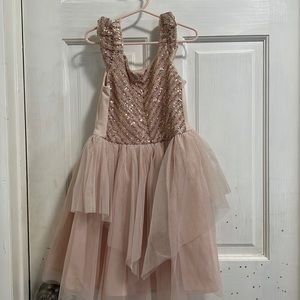 Only worn once beautiful non itchy Zenzi kids dress